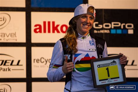 Video: Rachel Atherton 2013 Season Recap - Pinkbike