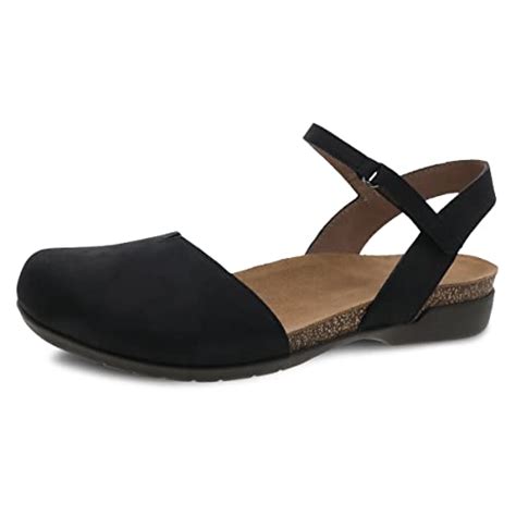 Comfort on the Go: Find the Best Memory Foam Sandals for Ladies