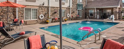 Denver Hotels with Outdoor Pools | TownePlace Suites Denver Southeast