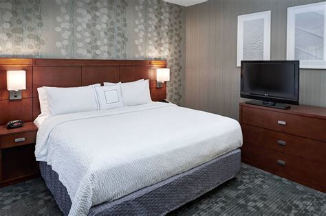 Sonesta Select Milwaukee Brookfield, Brookfield, WI Jobs | Hospitality ...