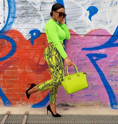 21 Best Neon Outfit Ideas for Summer 2019 - StayGlam