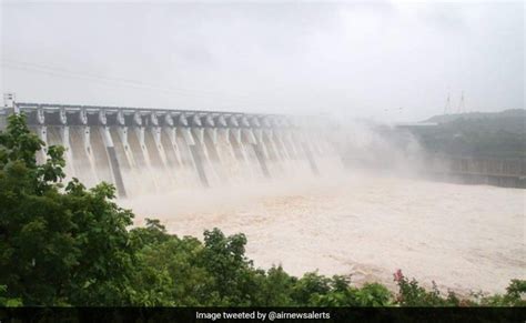 26 Gates Of Sardar Sarovar Dam On Narmada River Opened After Heavy ...