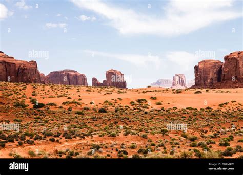 Monument Valley mesa on the red and arid Colorado Plateau desert Stock ...