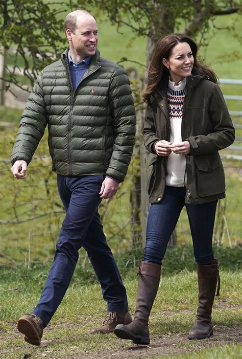 Kate Middleton, Prince William Color Coordinate Their Outfits: Pics ...