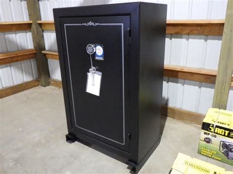 40 Gun Capacity Fireproof Safe | Live and Online Auctions on HiBid.com