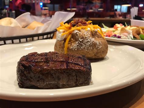 Best Steak: Texas Roadhouse | Best Of The Best | victoriaadvocate.com