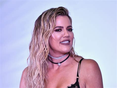 Khloe Kardashian suffers major wardrobe malfunction at PCAs