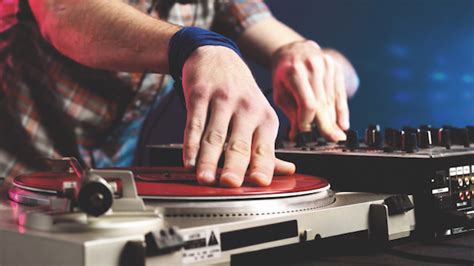 Best DJ turntables: Top decks for vinyl DJs | MusicRadar