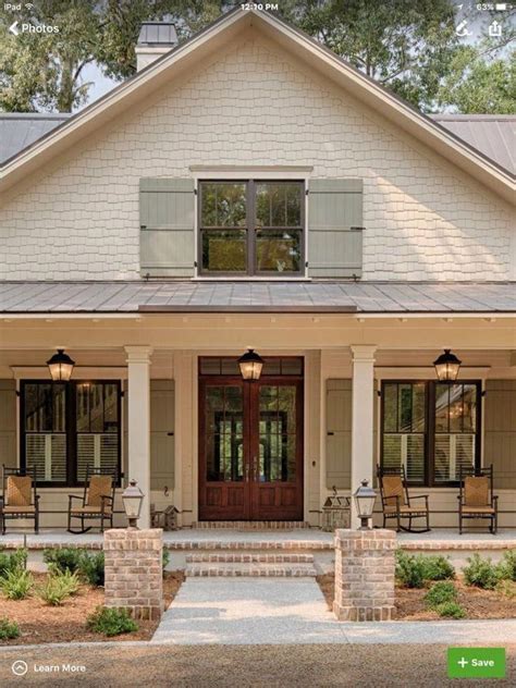 Beautiful Farmhouse Exterior Paint Colors Ideas 07 - HOMYHOMEE | Modern ...