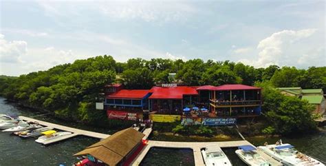 Waterfront Restaurant & Bar Lake of the Ozarks : Paradise Restaurant ...