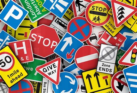 Know the signs Common UK traffic signposts explained | startrescue.co.uk