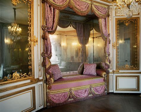 Marie Antoinette’s home in the Palace of Versailles undergoes ...