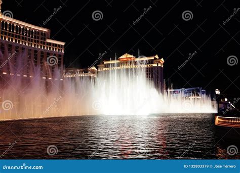 The Fountains of Bellagio 5 Editorial Stock Image - Image of site ...