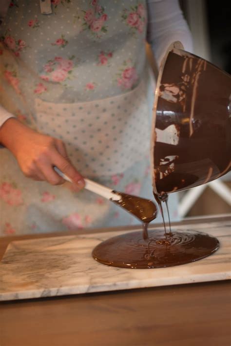 What temperature does chocolate melt at? Chocolate Tempering Tips