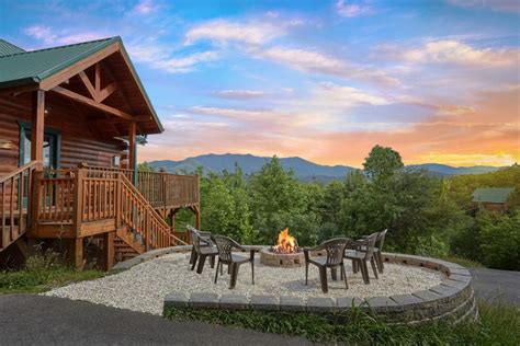 Gatlinburg TN Cabins | Smoky Mountain Rentals & Suites