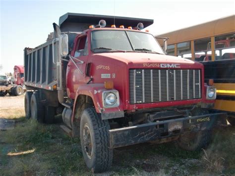 GMC Brigadier - specs, photos, videos and more on TopWorldAuto