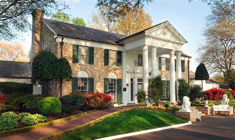 Graceland mansion to celebrate 40 years; here’s a timeline of events