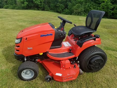 Simplicity Lawn Tractors at Garden Equipment