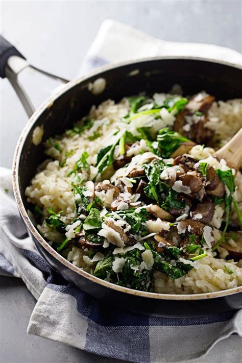 Garlic Butter Mushroom Risotto - Pinch of Yum