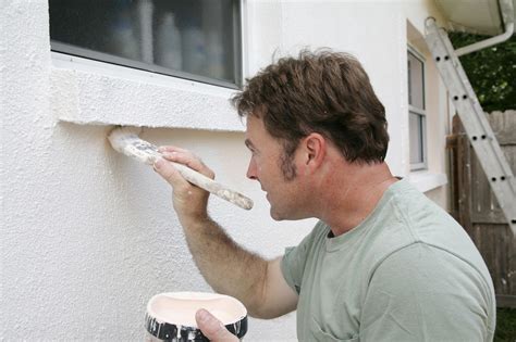 5 Reasons to Avoid DIY House Painting