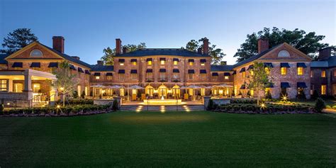 Williamsburg Inn - A Colonial Williamsburg Hotel | Travelzoo