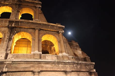 Colosseum Night Tour Tickets - Dark Rome