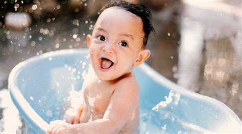 Best Baby Bath Tubs (Updated 2020)