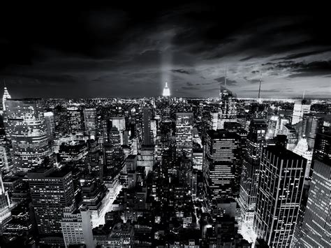 Black And White City Wallpaper - Life Styles