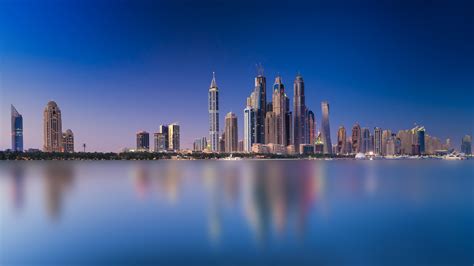 Dubai Skyline - backiee