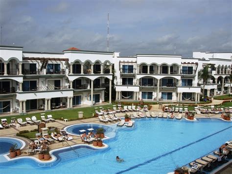 The Royal Playa del Carmen :: Luxury Adults Only Resort