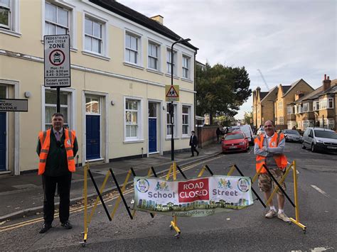 School Street - North Ealing Primary School - Healthy Streets Everyday