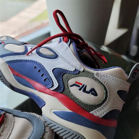 RARE FIND VINTAGE FILA SNEAKERS GREAT... - Depop