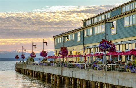 Home | Elliotts Oyster House