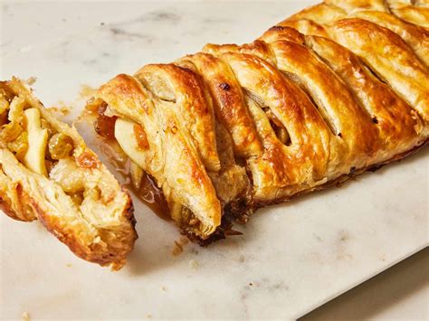 Easy Apple Strudel Recipe