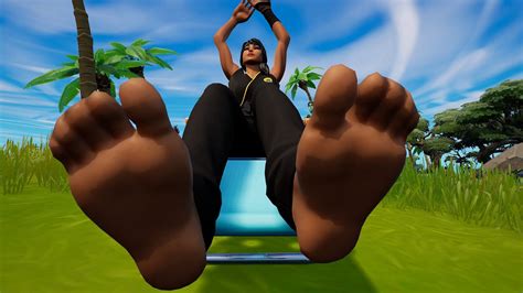 Fortnite feet memes: A bizarre trend that's plaguing the community