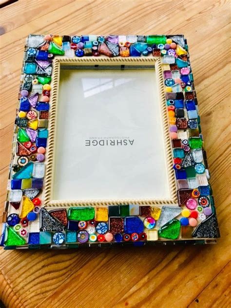 How to Make a Pretty DIY Mosaic Photo Frame | Photo frame crafts ...