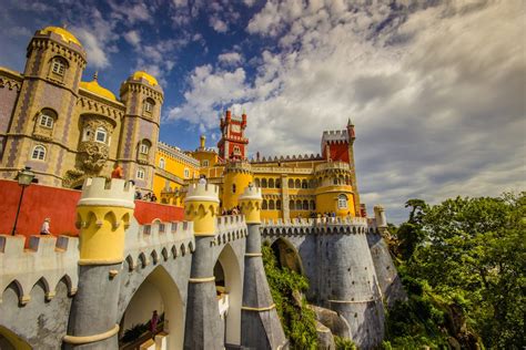 Sintra Day Trip: A Guide To Portugal’s Pastel Palaces