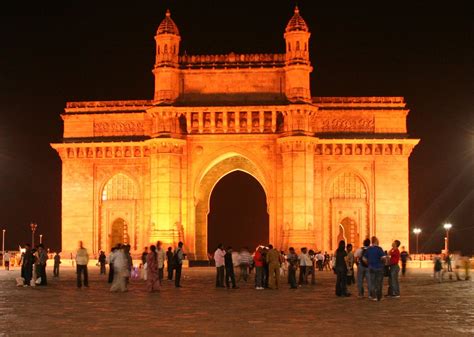 GATEWAY OF INDIA MUMBAI'S MOST FAMOUS MONUMENT | MUMBAI INDIA ~ SOUTH ...