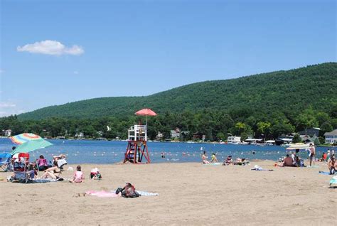 Fresh Water, Sandy Shores: The Best Beach Lakes in the U.S.