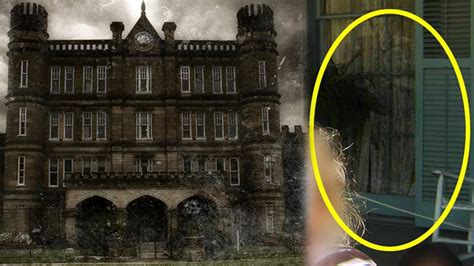 The 19 Scariest Freakiest Haunted Houses In Movies And Tv