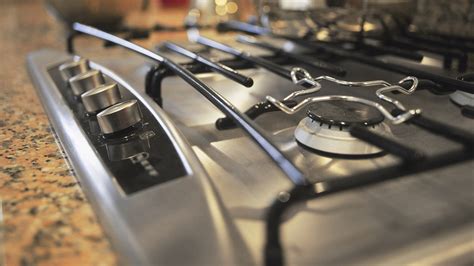 How To Clean Gas Stove Burners