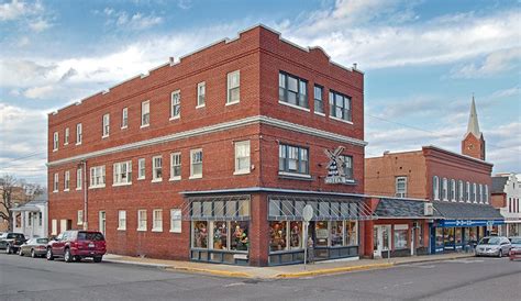 Downtown Washington, Missouri, USA - Old Dutch Hotel | Flickr