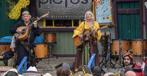 Ultimate Guide To Fall Festivals In Michigan 2023 - Kim Costantine