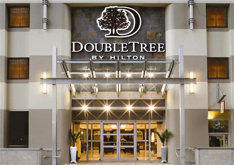 DoubleTree by Hilton Hotel & Suites Pittsburgh Downtown - Pittsburgh ...