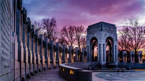 World War II monument opens in Washington, D.C. | April 29, 2004 | HISTORY