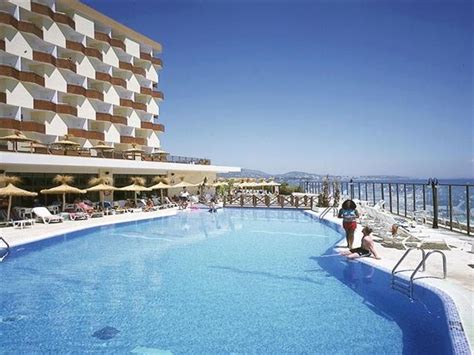 Hotel Globales Santa Lucia, Palma Nova - Compare Deals