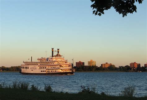 Photo of the Week: Detroit Princess Riverboat Cruise - Lireo Designs