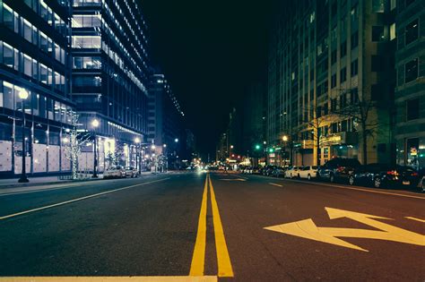 Streets of Washington DC at Night [Photos]