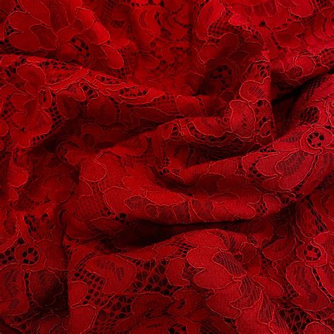 Red lace fabric — Tissus en Ligne