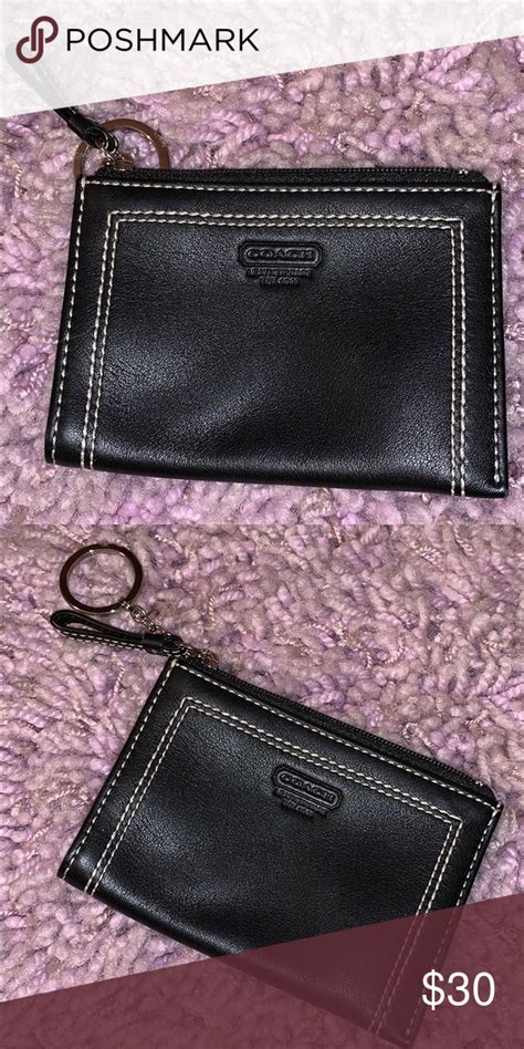 COACH KEYCHAIN WALLET | Keychain wallet, Wallet, Coach keychain